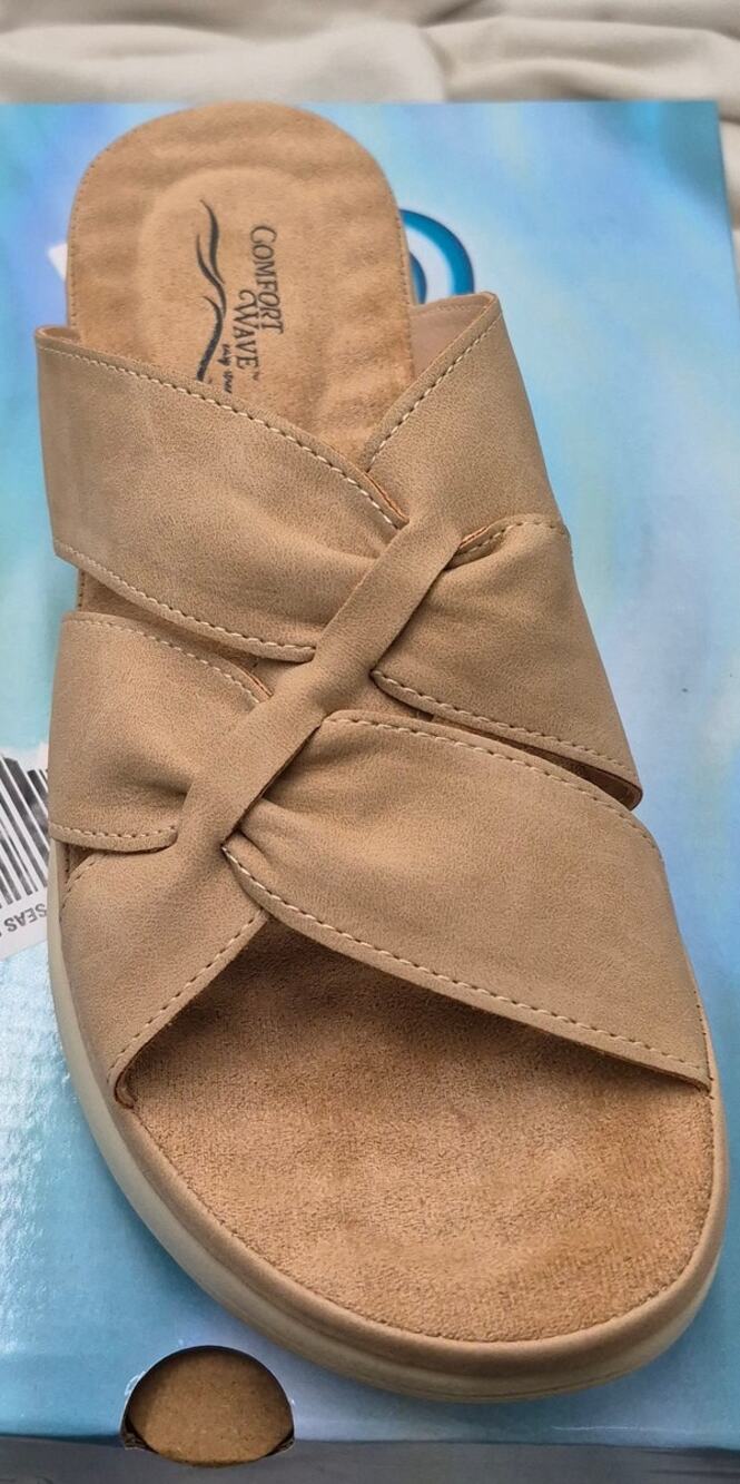 NEW Easy Street Mickey Natural Beige Woven Interlocking Slide Sandals 8.5M